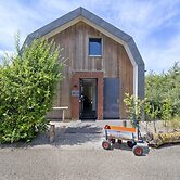 Beautiful Holiday Home With Terrace