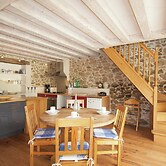 Cottage in Dordogne With Accessible Terrace