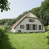 Peaceful Farmhouse in Doorn near Forest