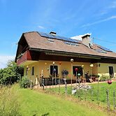 Cozy Apartment in Köttmannsdorf near Lake