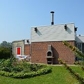 Lovely Home in Noordwijkerhout near Sea Beach