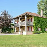 Holiday Home in Dordogne Estate