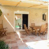Chic Narbonne Pool Retreat
