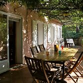 Holiday Home in Six-fours Near Beach