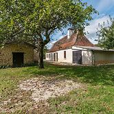Tranquil Escape in Cendrieux