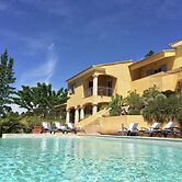 Villa in Le Muy With Private Pool and Lake