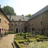 Welcoming Apartment near Town Center in Mesch