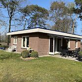 Alluring Holiday Home in Reutum-Weerselo with Hot Tub