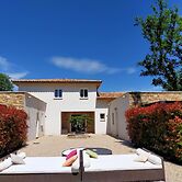 Villa in Var With Hill Views & Pool