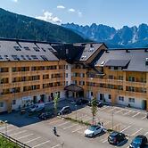 Luxurious Apartment in Gosau Near Ski Area
