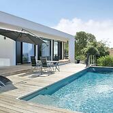 Sunset Villa With Bay View