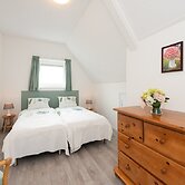 Quaint Apartment in Schoorl near Tennis Court