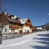 Vogue Apartment in Sankt Margarethen im Lungau near Ski Lift