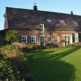 Farmhouse in Elsendorp Near Forest Trails