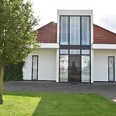 Holiday Home in Harderwijk Near Serene Lake