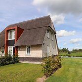 Luxury Villa with Sauna & Hot Tub at Lake