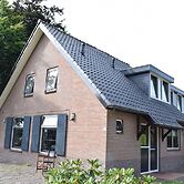 Spacious Farmhouse with Barbecue near Veluwe