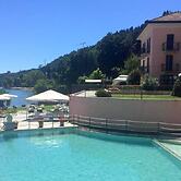 Brand new and Elegant Residence on Lake Maggiore