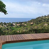 Villa in Hyeres Near Beach & Pool
