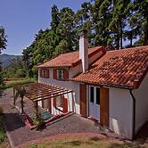 Nice Cottage in Santo Antonio da Serra With Pool