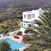 Villa in Lefkogia Crete With Swimming Pool