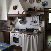 Scenic Holiday Home in Pastrengo near Lazise Lake & City Center