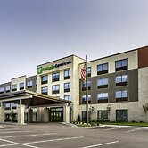 Holiday Inn Express Milwaukee West Allis by IHG