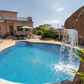 Villa Near Beach & Wineries