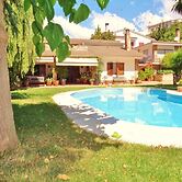 Authentic Holiday Villa in Sant Pol de Mar, Near the Beach