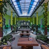 RedDoorz @ MT Haryono Street Waingapu