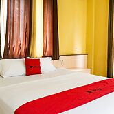 RedDoorz near Pelabuhan Jayapura
