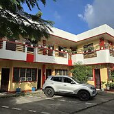 RedDoorz near Mariners Legazpi