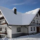 Spacious Apartment in Wehrhalden near Cross Country Skiing