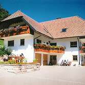 Comfy Apartment in Salmensbach near River