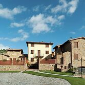 Belvilla by Oyo Salice