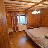 Family House with Large Garden & Games Room near Bambois Lake