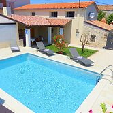 Cozy Holiday Home in Valtura With Swimming Pool