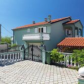 Adorable Apartment With Pool & Terrace With Sea View