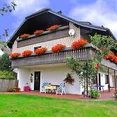 Wohnung in Deifeld mit Garten