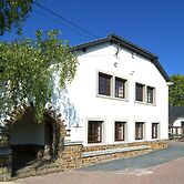 Holiday Home in Deiffelt Near Forest