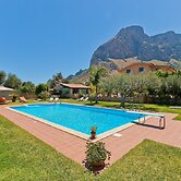 Belvilla by OYO Carta Dieci