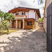 Chalet in Motta Santa Lucia in Greenery