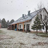 Spacious Villa With Swimming Pool