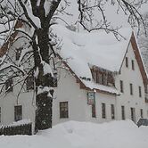 Apartment Near Ski Slopes