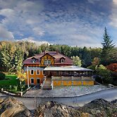 Exclusive Apartment in an art Nouveau Villa