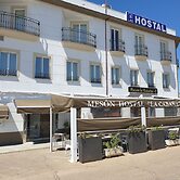 Mesón-Hostal La Cabaña