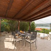 Quaint Holiday Home in Mastrinka With Balcony