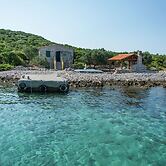 Back to Basics in This Cozy Fisherman's Cottage by the sea on the Isla