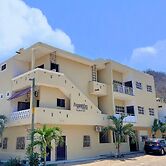 Hotel y Bungalows Bugambilias