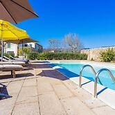 Villa in Consell With Private Pool, air Conditioning and Wifi